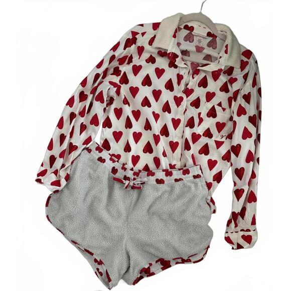 Victoria's Secret Heart Print Button-Up Sherpa Lined PJ Set - Picture 5 of 8
